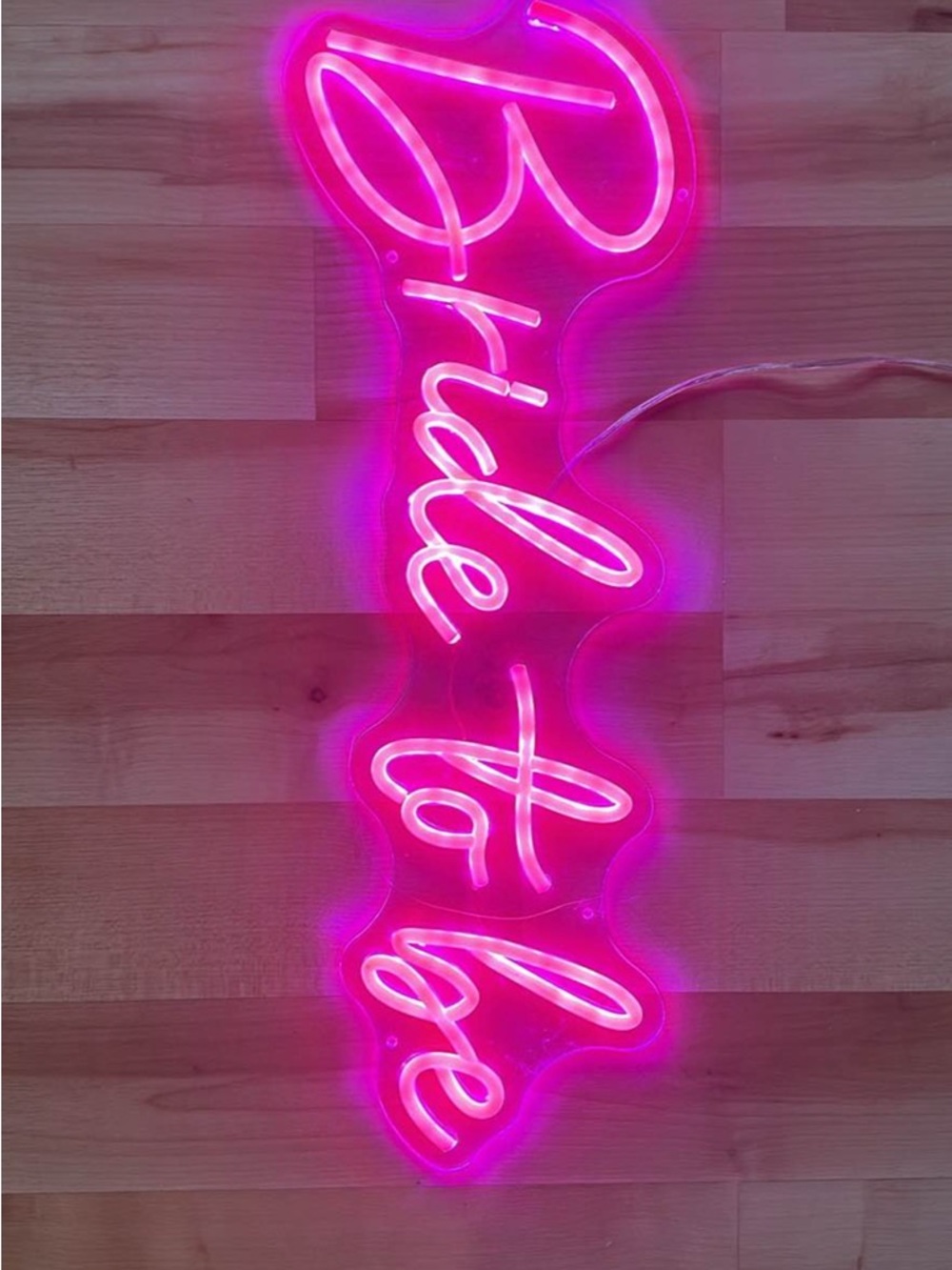 Bright Pink 'Bride to Be' Neon Sign